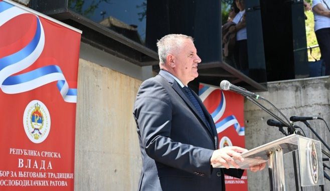 Predsjednik Vlade Republike Srpske: Uskoro stiže brošura sa imenima svih koji su navedeni kao žrtve u Potočarima a bili su živi na dan otvaranja Memorijalnog centra