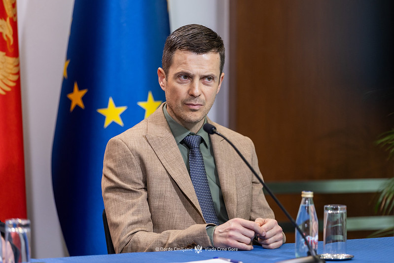 Mujović poručio Staniću: Ova Vlada neće dozvoliti da se šteta nastala u prethodnih 30 godina ostavi budućim generacijama