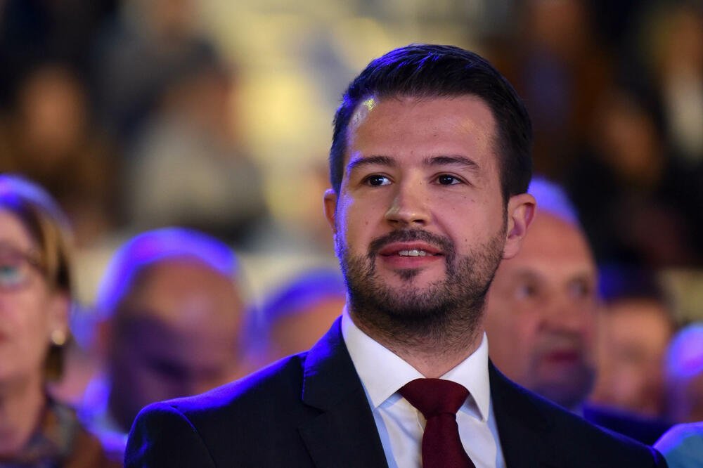 PORUKA ROĐAKU NA VELIKI PETAK
