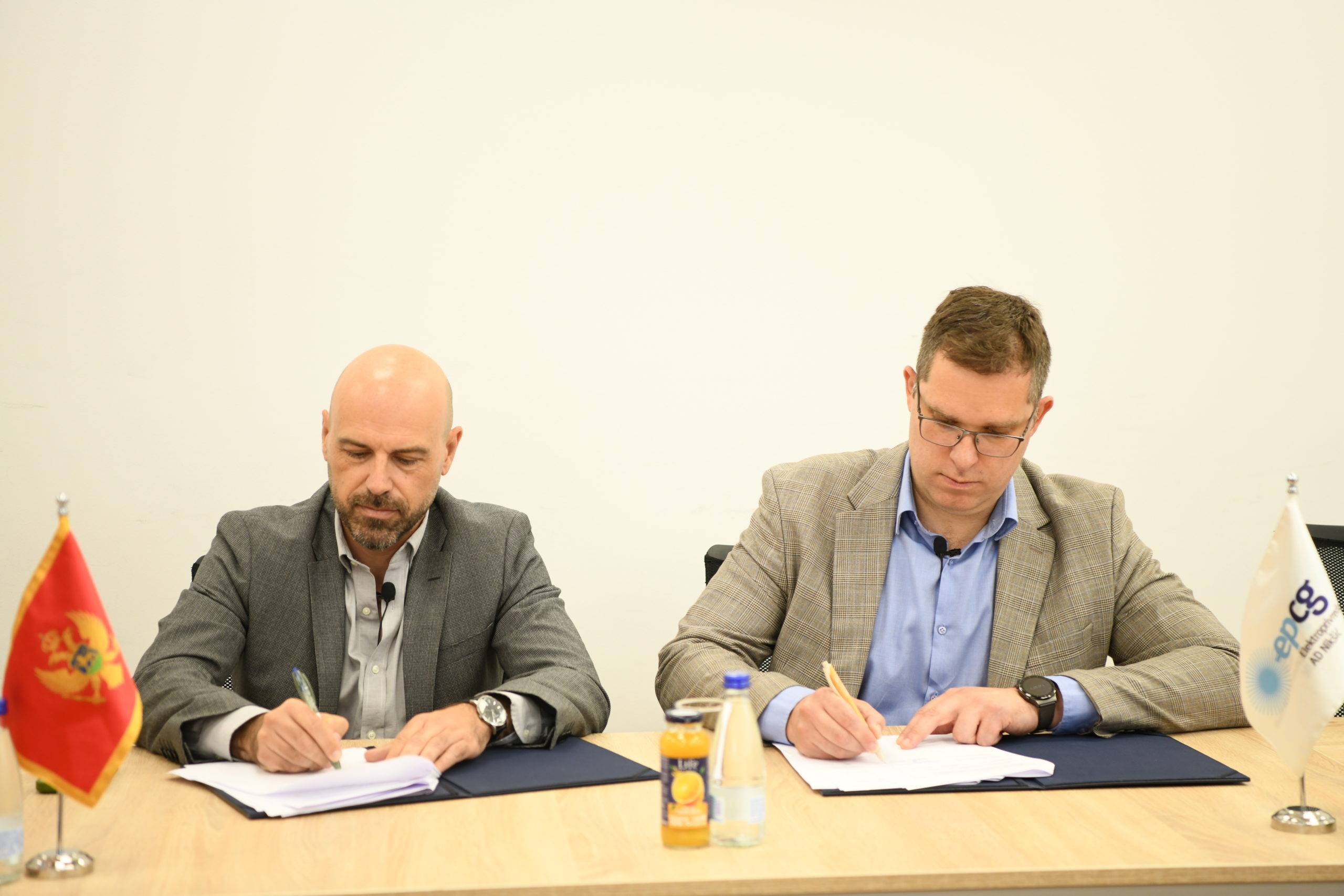 EPCG i EKO FOND potpisali Sporazum o zajedničkom finansiranju i realizaciji projekta „SOLARI 5000+ (70 MW)“
