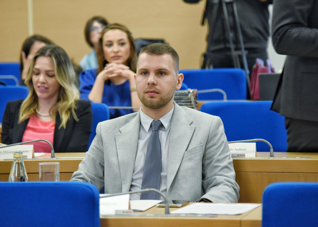 Mašković: Mještani naselja Račice i Koćeve Glavice danima bez vode, Vodovod hitno da riješiti problem