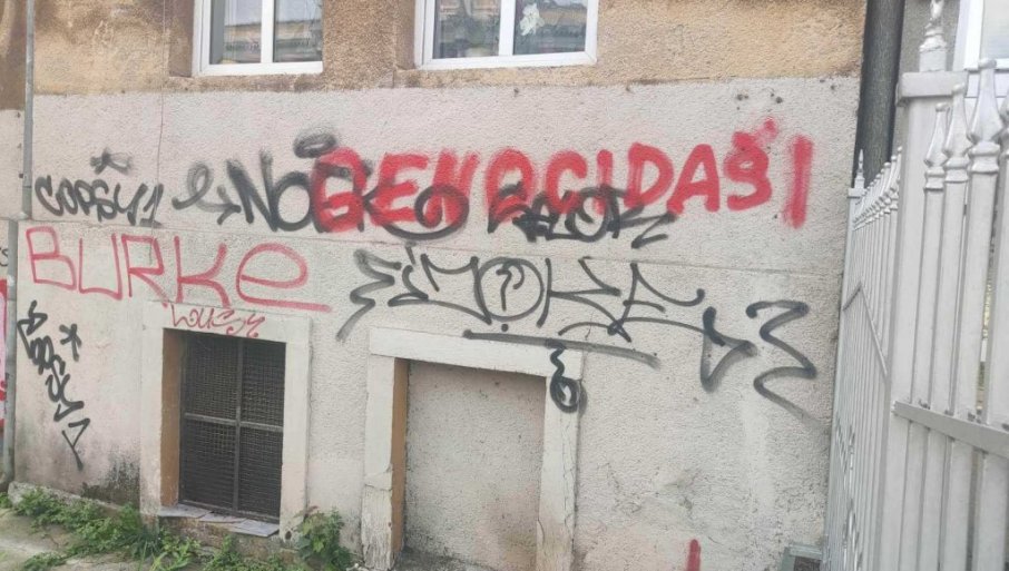 Ambasada Srbije u BiH osudila ispisivanje sramnog grafita: Pozivamo nadležne da se ograde od ovakvih etnički motivisanih djela