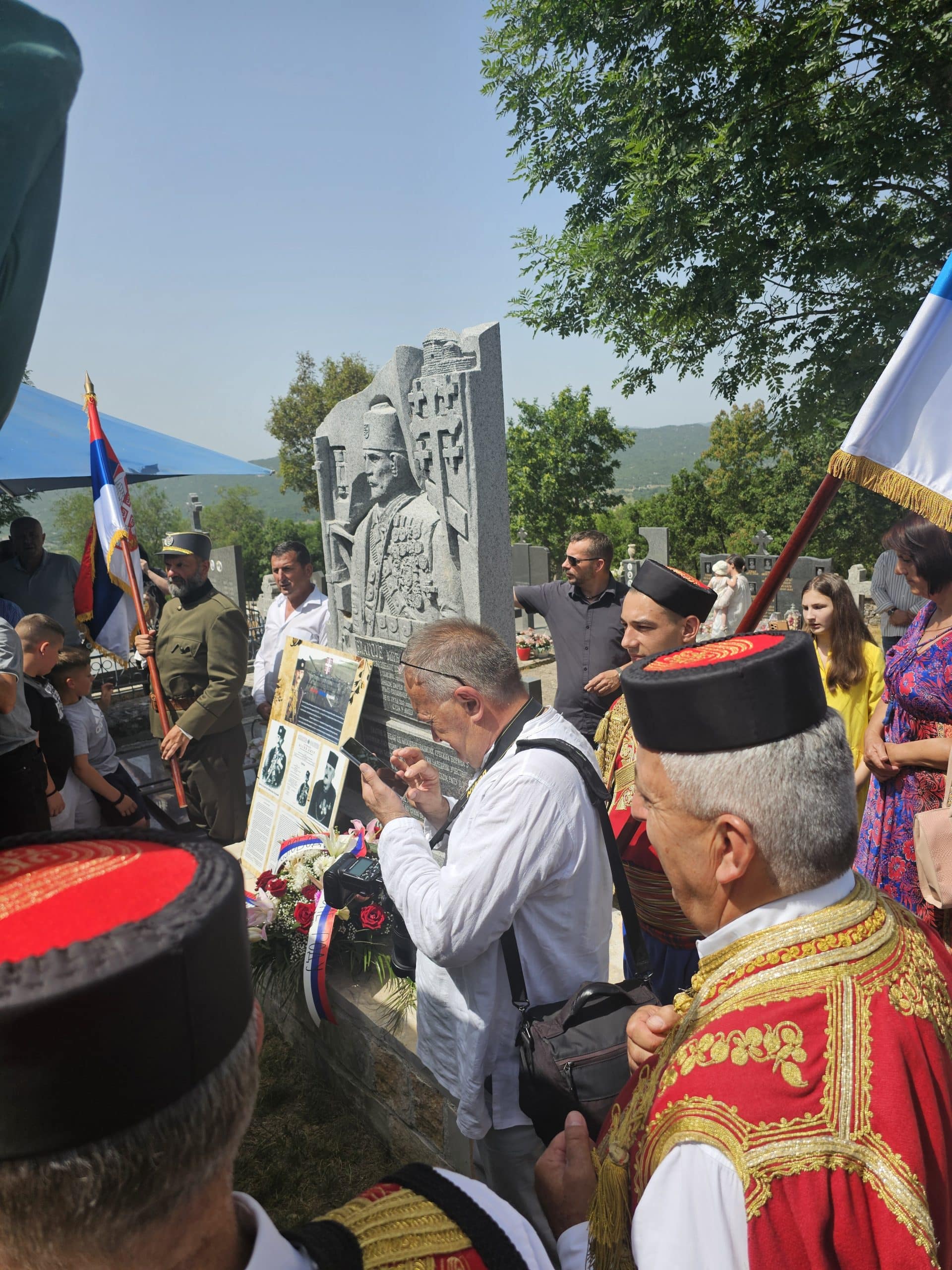 Otkriven spomenik Blagoju Krušiću na Velimlju kod Počivala
