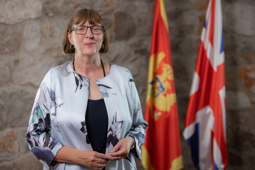 Ambasada Velike Britanije čestitala Vladi Crne Gore na postignutim rezultatima sa IBAR-om