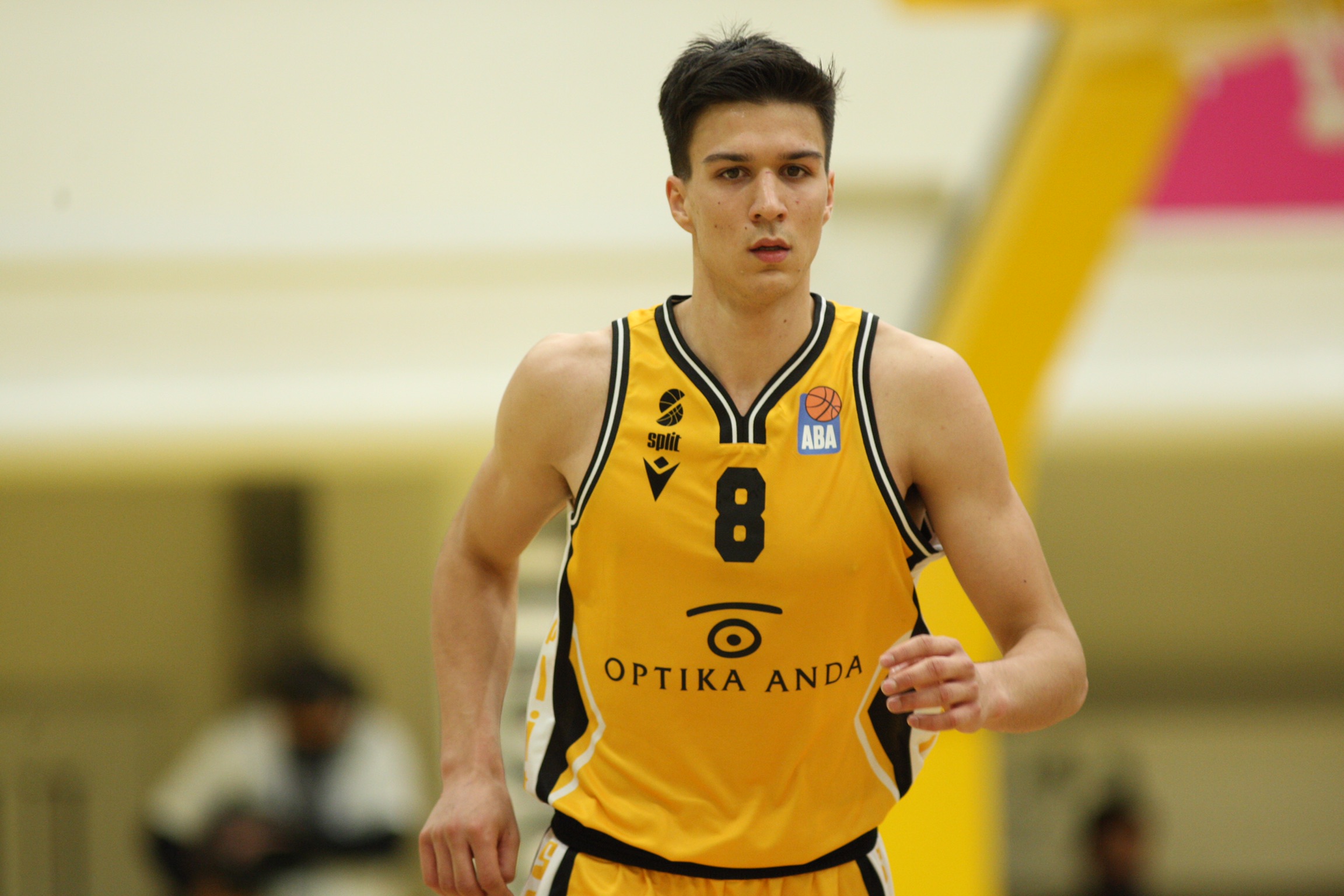 Runjić prvo pojačanje Mornara
