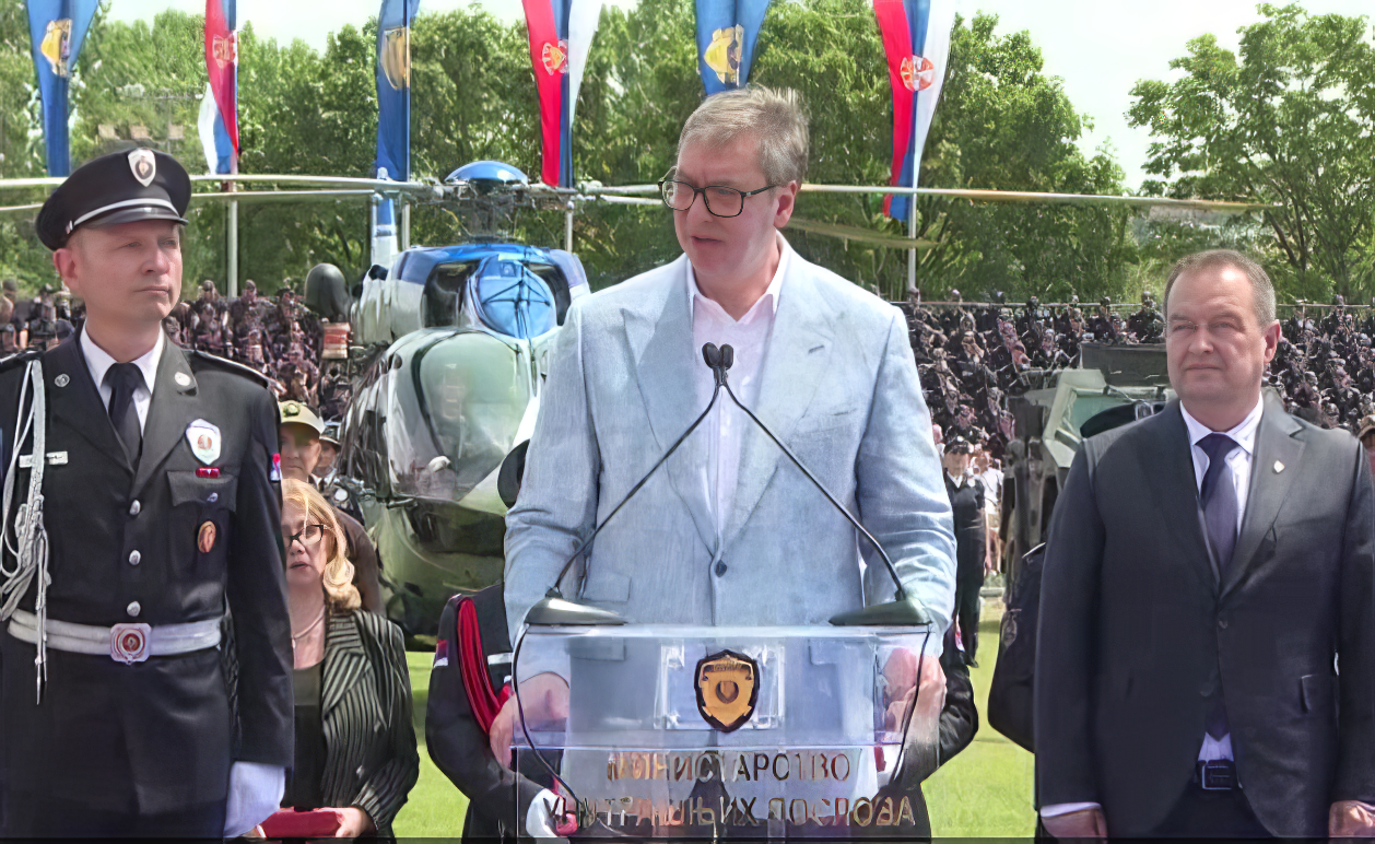Vučić: Živimo u svijetu u kome nema sigurnosti i stabilnosti; Moramo biti dobro pripremljeni za svaki scenario (VIDEO)
