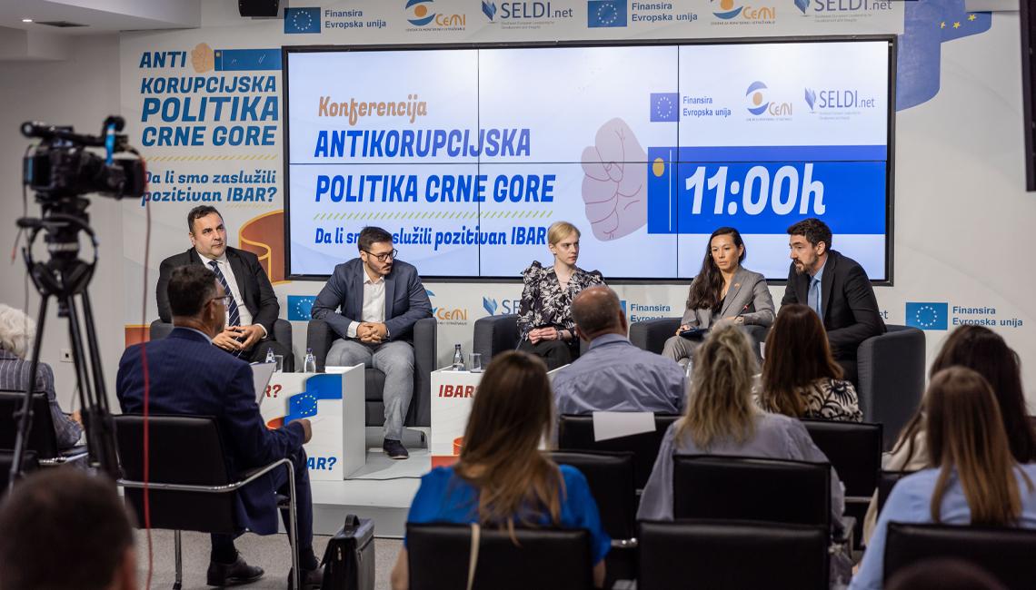 Crna Gora napredovala u borbi protiv korupcije, ali su neophodne dalje reforme
