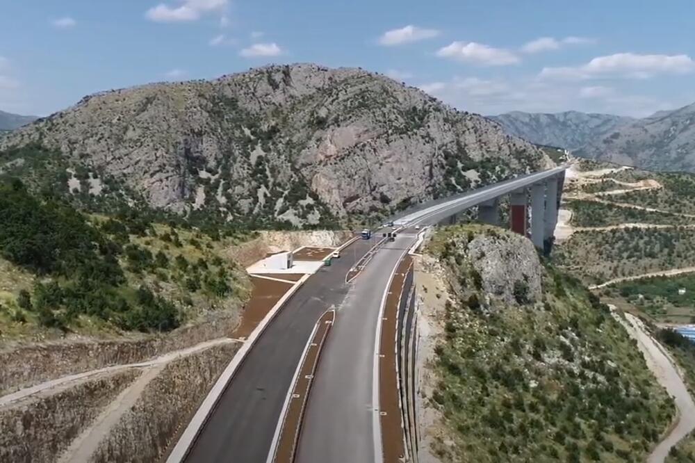 Od sjutra sa srpskim tagom i kroz Crnu Goru