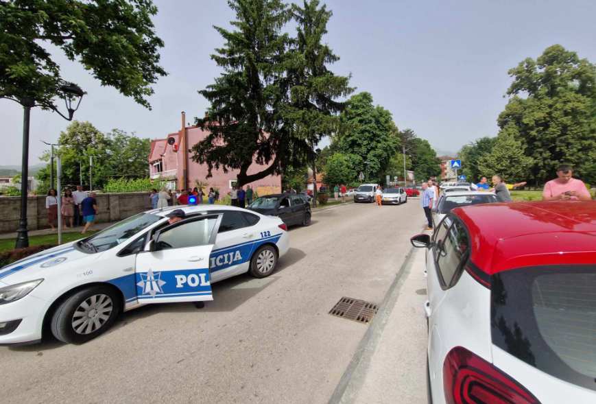 NASTAVAK RATA KLANOVA NA CETINJU: Pukla bomba, došlo do pucnjave, ubijena dvojica Škaljaraca, troje povrijeđeno