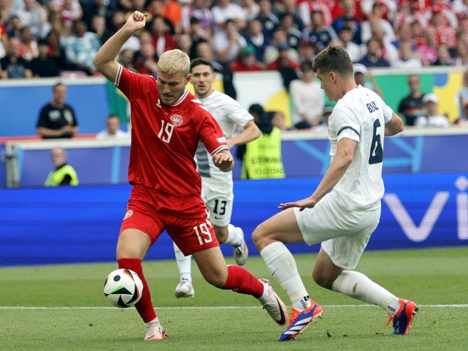 Danska i Slovenija remijem otvorile Grupu C