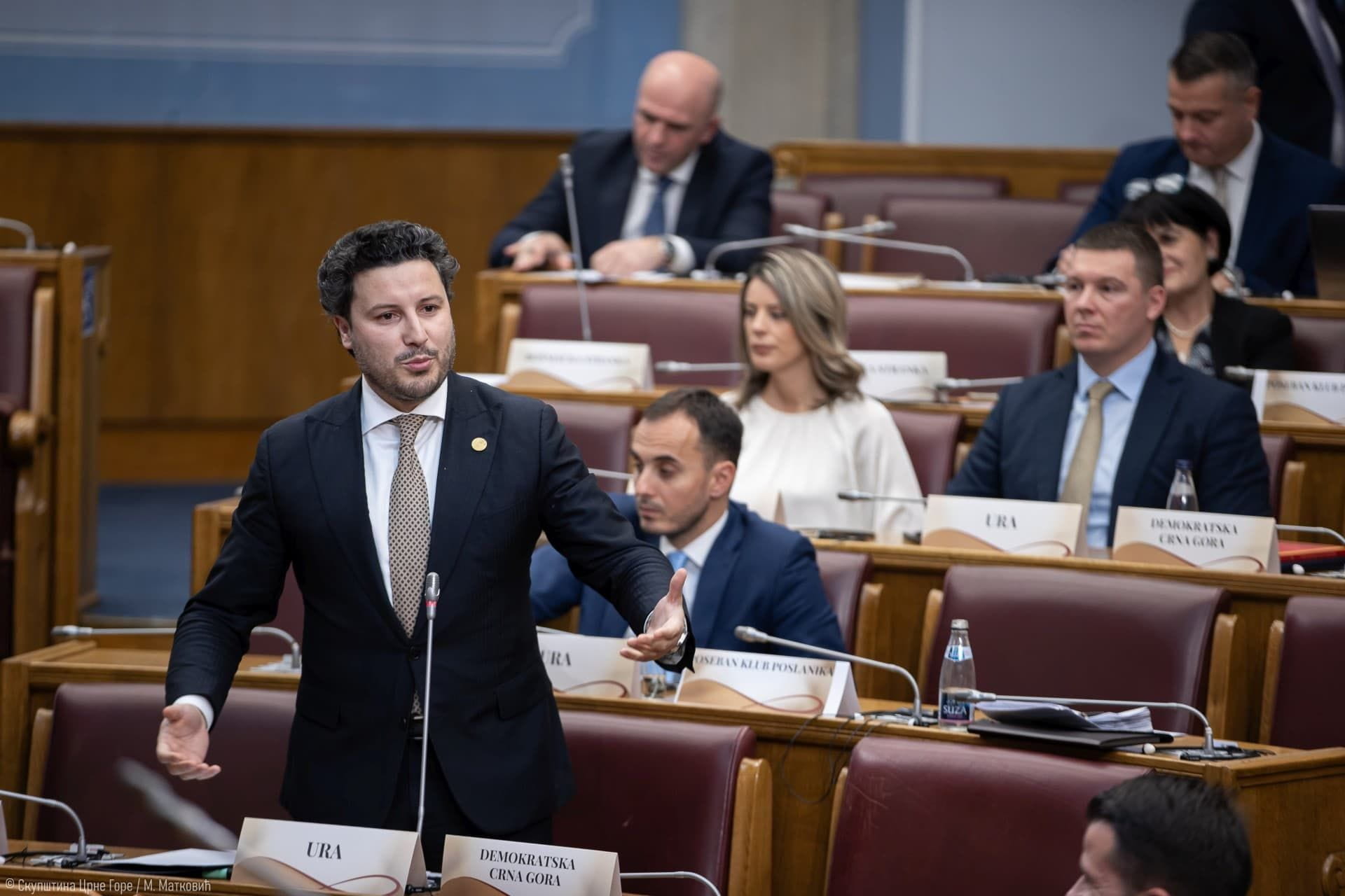 Abazović: U Jasenovcu jeste počinjen genocid, rezolucija je pokušaj političke trgovine!