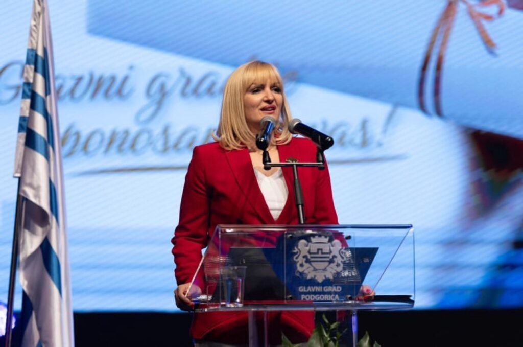 Borovinić Bojović uručila nagrade najboljim učenicima srednjih škola: Vaši rezultati su ponos našeg grada
