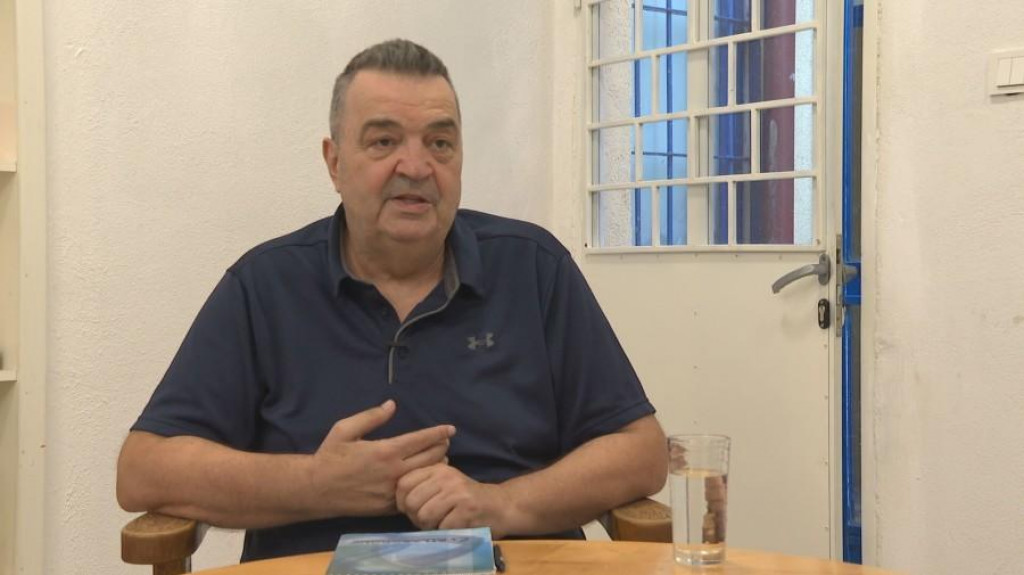 Knežević: Danijel Živković je politička pudlica Mila Đukanovića!