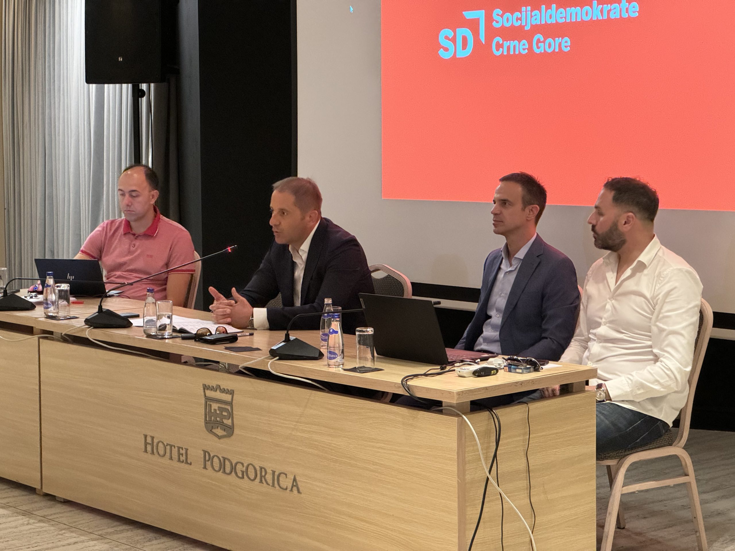 Glavni odbor SD-a jednoglasno podržao formiranje nadstranačkog saveza