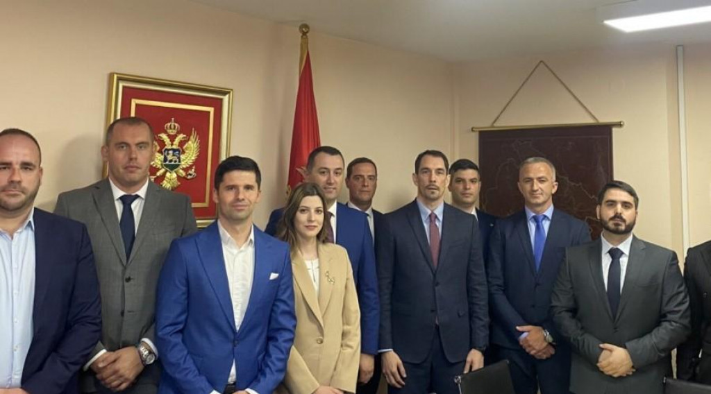Novoizabrani državni tužioci položili zakletvu