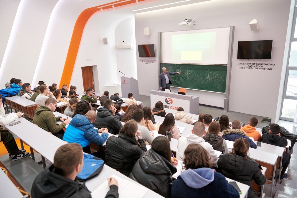 Prvog dana upisa na UCG 1.883 prijavljenih, u subotu se završava prijava
