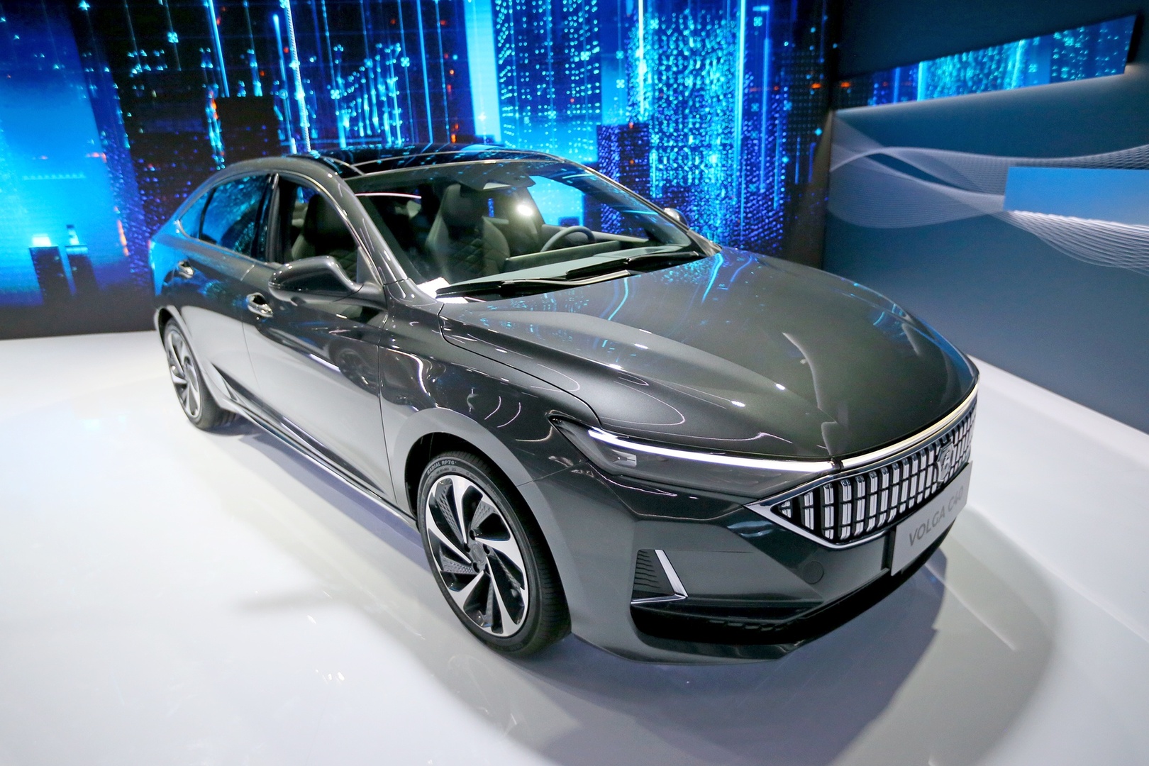 Ruska „Volga“ se vraća na scenu: Futuristički izgled nova tri modela