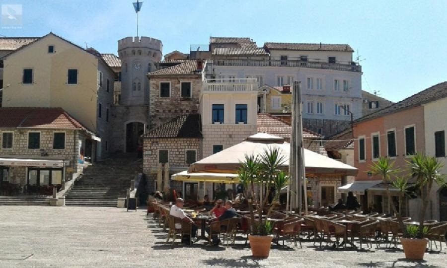 U Herceg Novom 23,32 hiljade turista