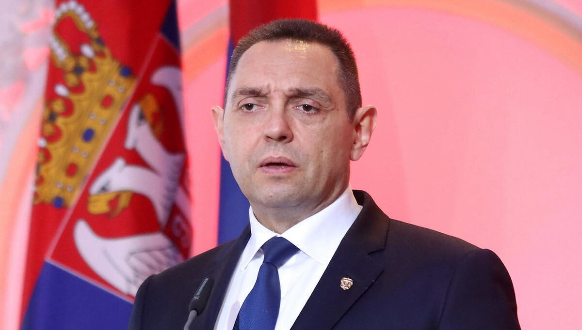 Vulin poziva aktiviste da podrže Saksa: Gdje ste kada se kritikuje politika SAD?