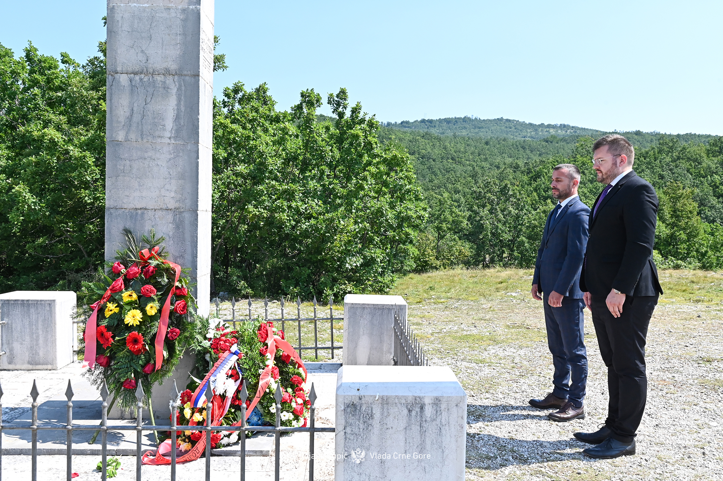 Koprivica u ime Vlade Crne Gore položio vijenac na spomenik posvećen bici na Vučjem dolu