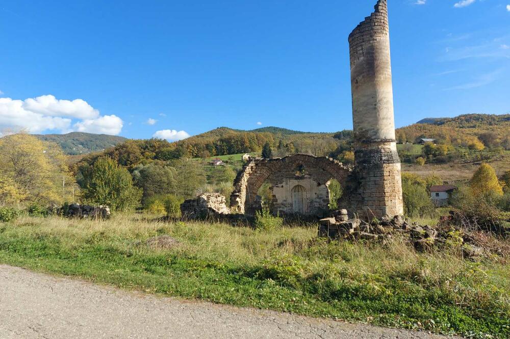 Incident u Radulićima: Mještani ne daju da se na pravoslavnim grobovima gradi džamija