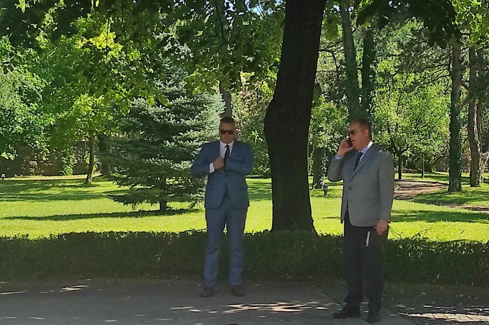 Završen sastanak: Parlamentarna većina „iskulirala“ Milatovića, opozicija „ridala“ predsjedniku kako većina zaustavlja evropski put