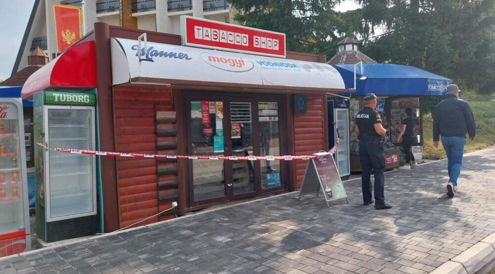 Obijen kiosk u centru Žabljaka