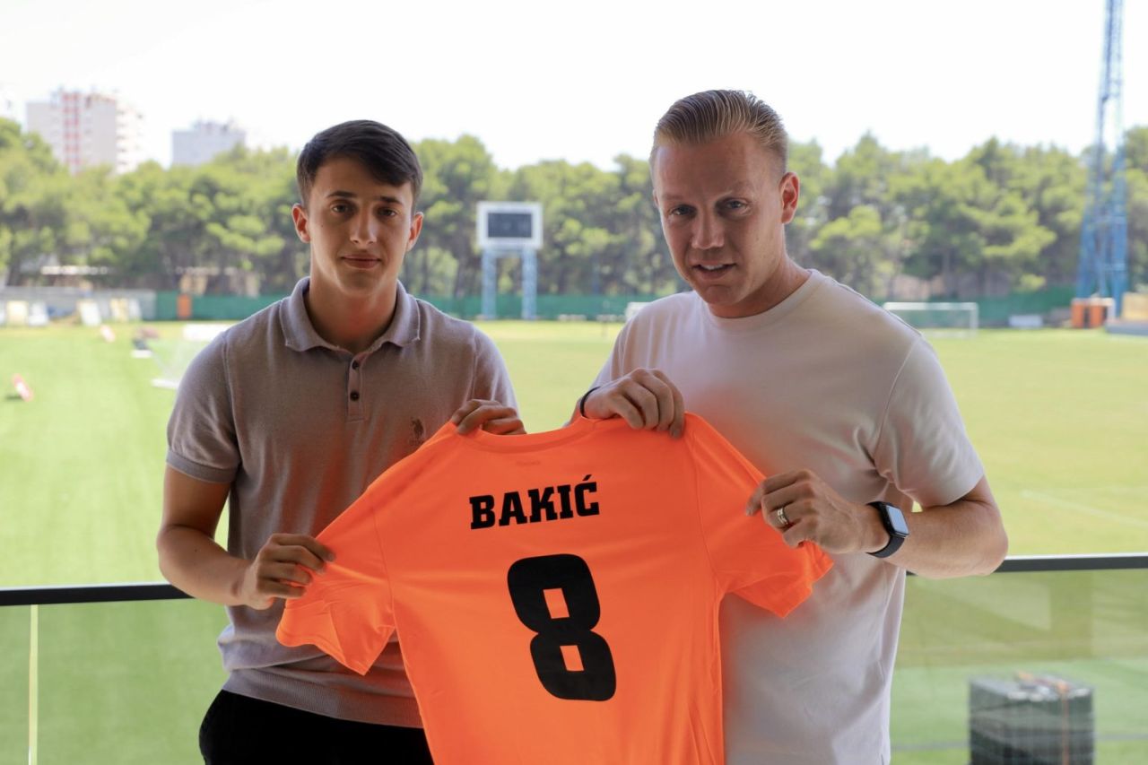 Bakić karijeru nastavlja u Hrvatskoj