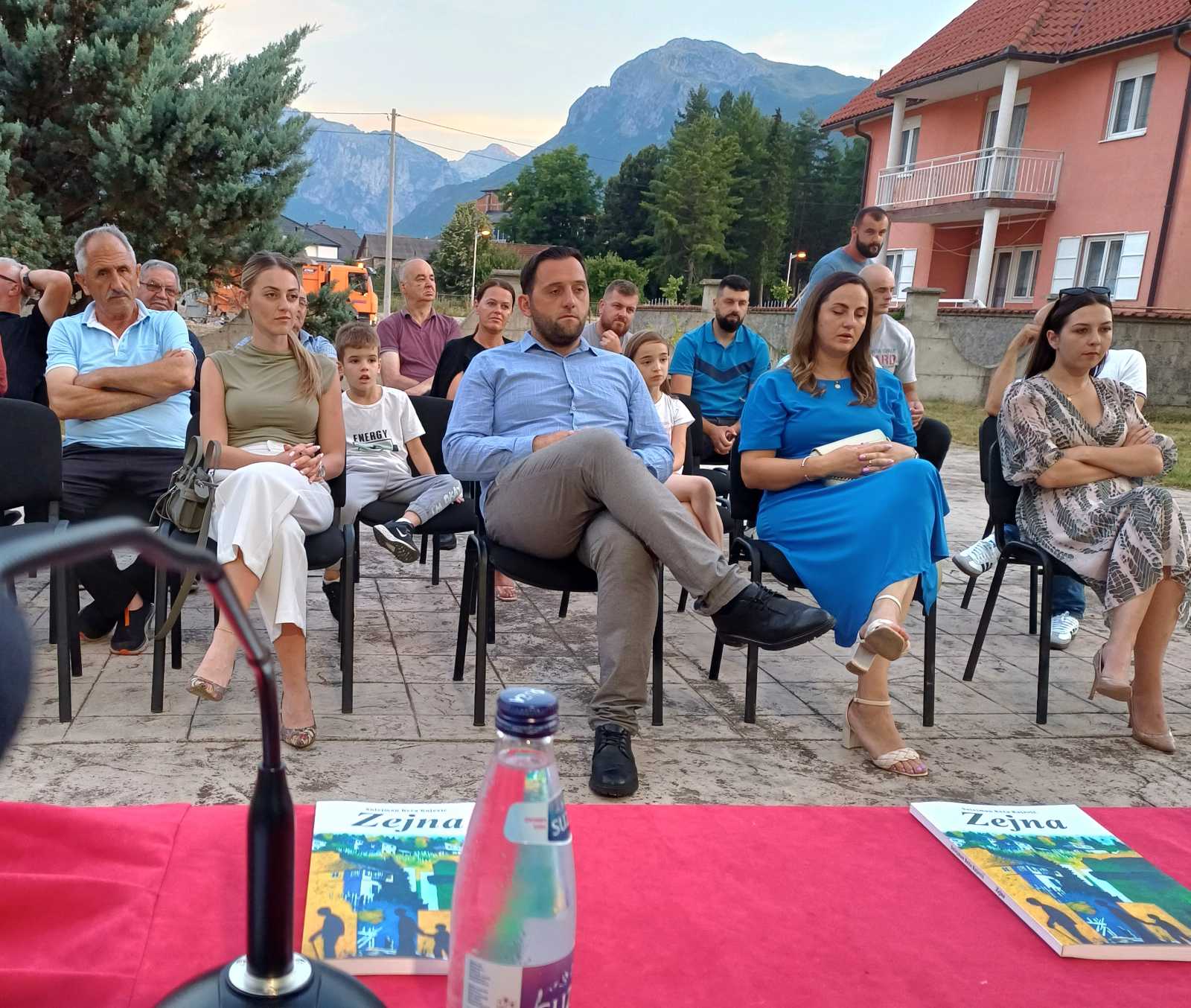 Održana promocija knjige poezije Sulejmana Beće Kujevića u Gusinju