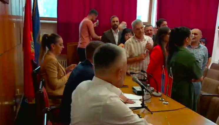 Nema rasprave o smjeni Marka Kovačevića, opozicioni DPS ne da da se nastavi Skupština opštine