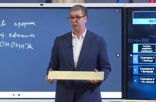 Vučić o napadima na njegovog sina: Moja djeca ne moraju da trpe uvrede zato što su moja djeca, ali živimo u takvom društvu