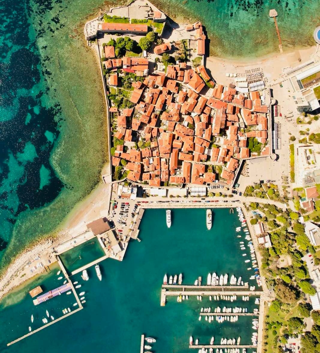 Poziv vlasnicima plovnih objekata za dostavljanje zahtjeva za komunalni vez u Luci Budva