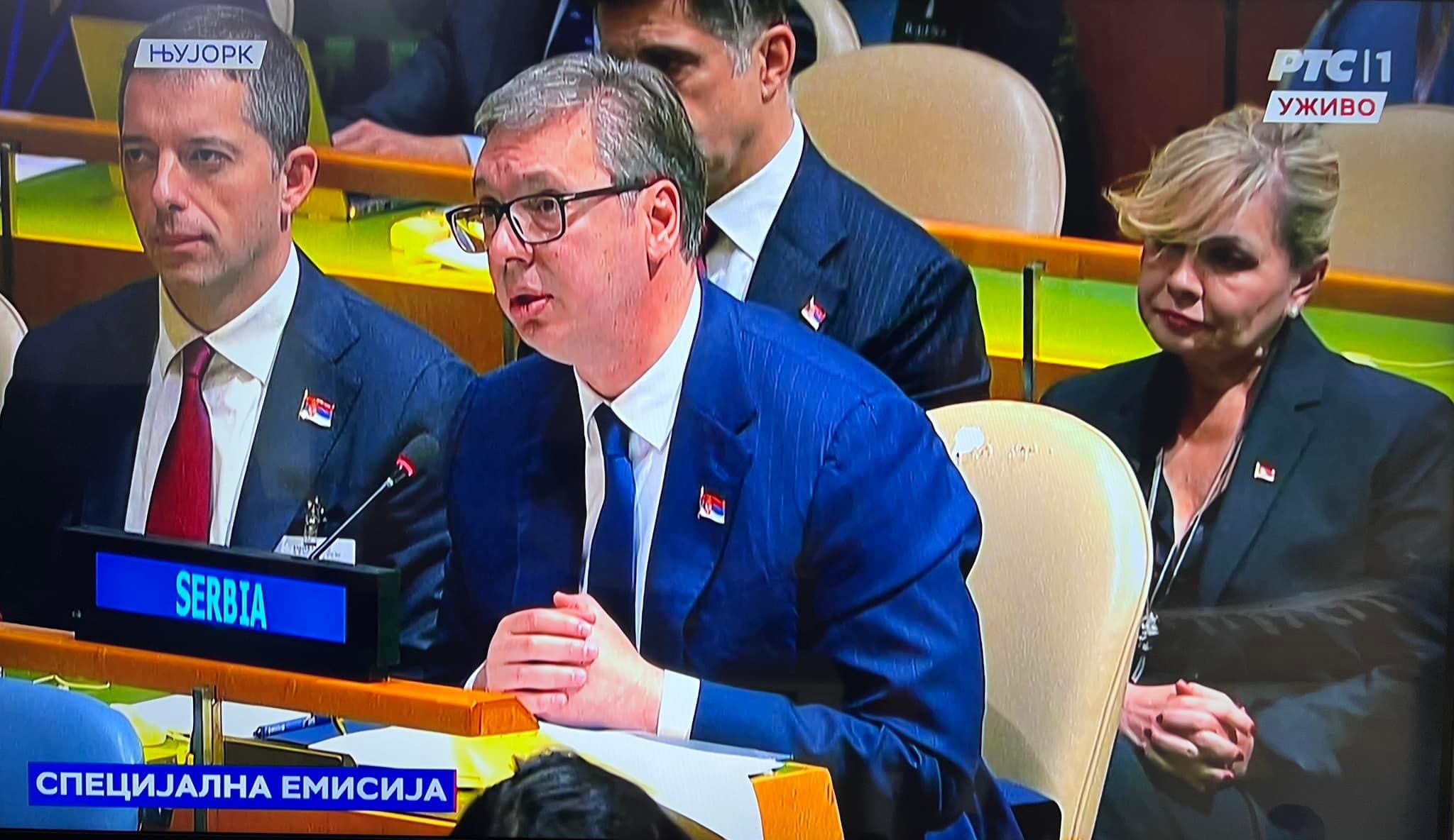 Zapadni mediji: Vučić balansira između velikih sila; Srbija privlači američke investicije dok održava veze sa Rusijom i Kinom