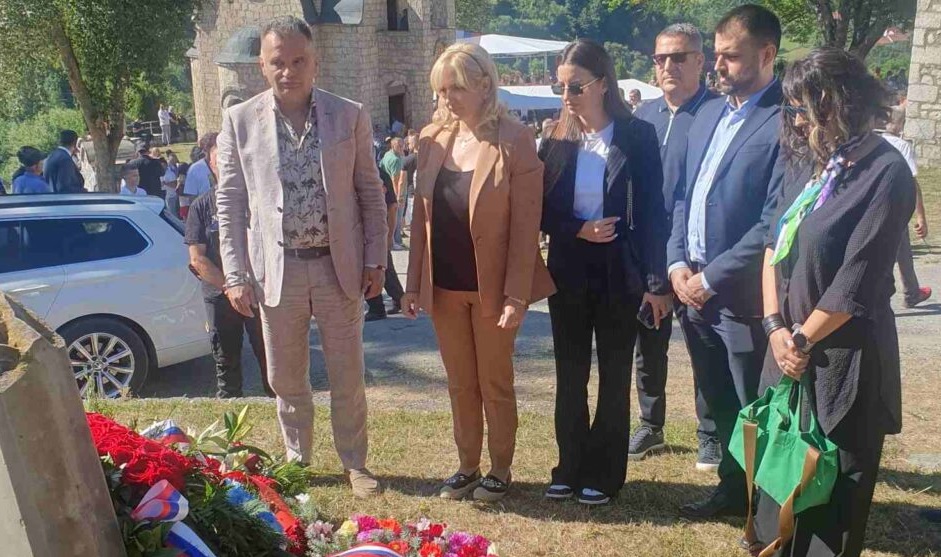 Borovinić Bojović: Obavezujemo se da nikada ne zaboravimo stradanje u Velici i da nastavimo da gradimo društvo u kojem ovakvi zločini neće biti mogući