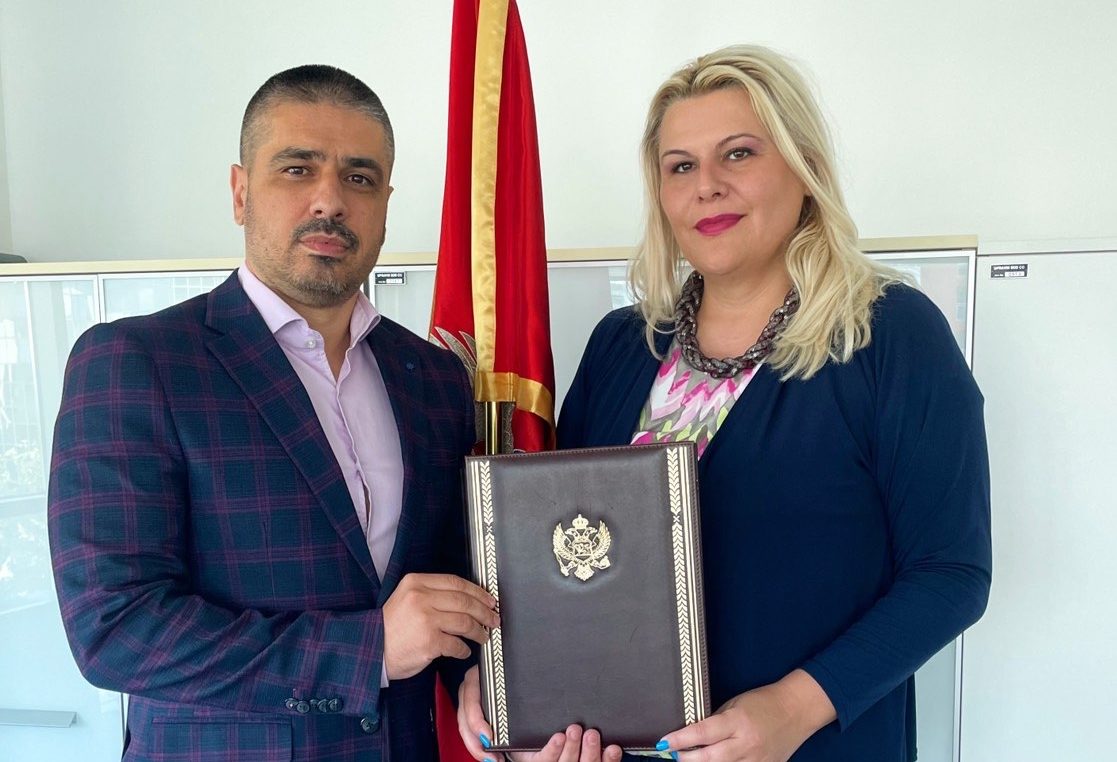 Potpisan Memorandum o saradnji između Udruženja tužilaca i sudija: Partnerstov u cilju promovisanja visokih standarda