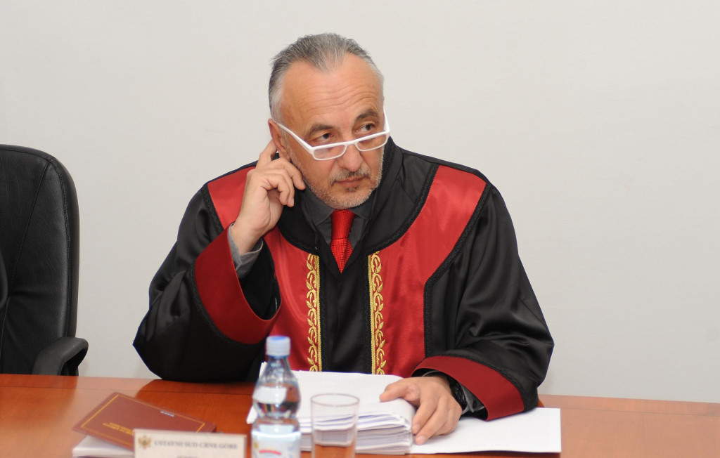Gogić najavio tužbu protiv Ustavnog suda: Platu nisam dobio, penziju ne mogu da ostvarim