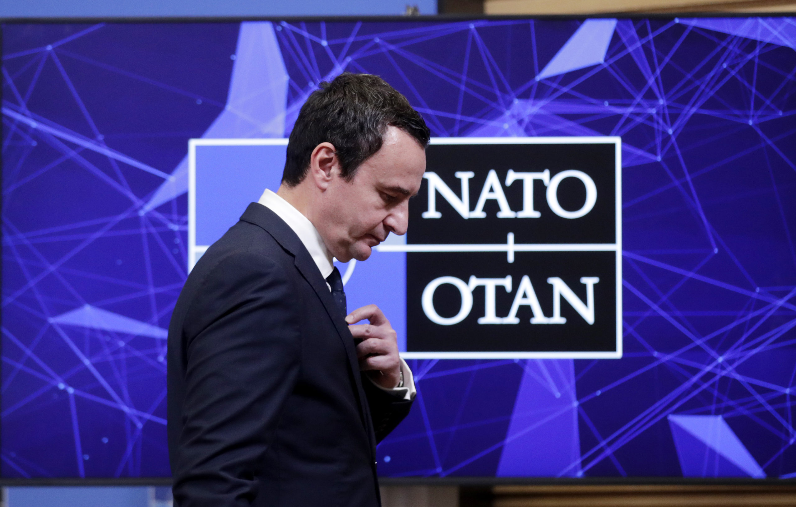Kurti ponovo poziva NATO da ih brani od Beograda