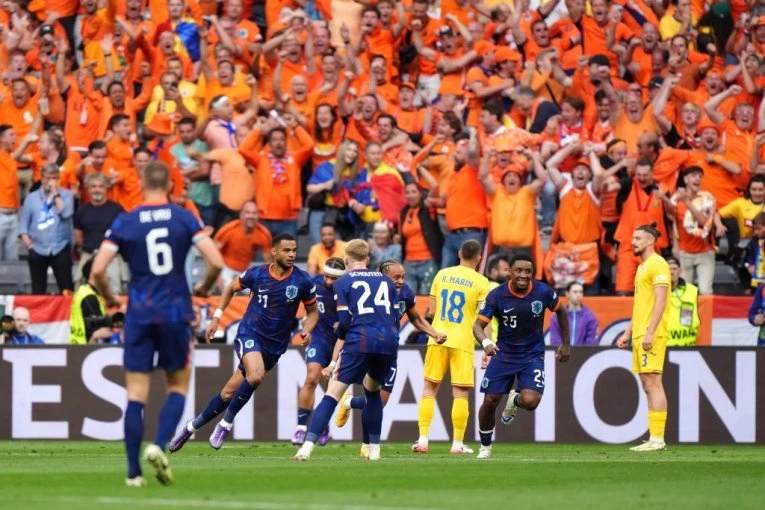 Holanđani trojkom do četvrtfinala EP, Rumuni se oprostili