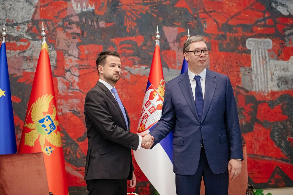 NEDELJA, A KAO DA NIJE
