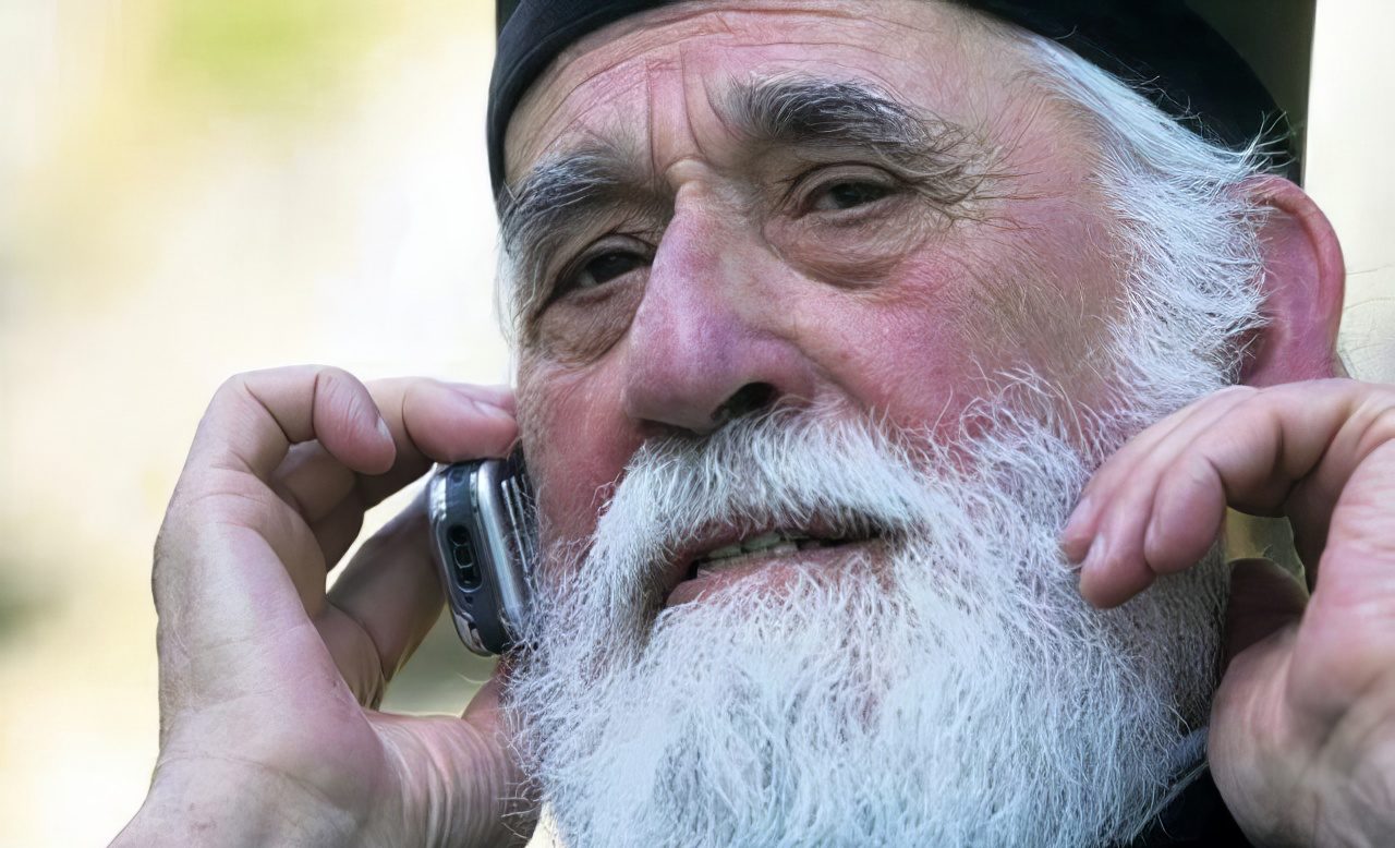 Raspop Miraš ne miruje: Iz Srebrenice jednom rečenicom uvrijedio pola svijeta