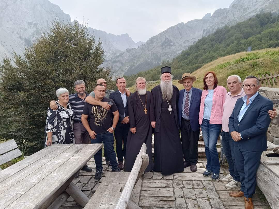 Udruženje Vasojevića Vaso: Posjeta Mitropolita Joanikija Komovima veliki događaj za Vasojeviće