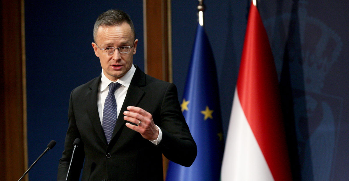 Sijarto: Pomoći ćemo Crnoj Gori da zatvori najmanje sedam poglavlja; Put Beograda ka EU se vještački usporava