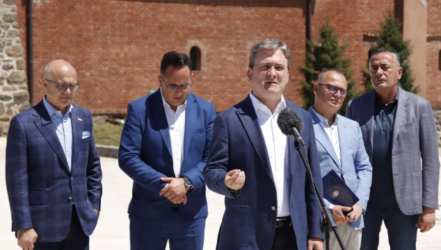 Selaković u Žiči: Manastir važan za srpsko postojanje!