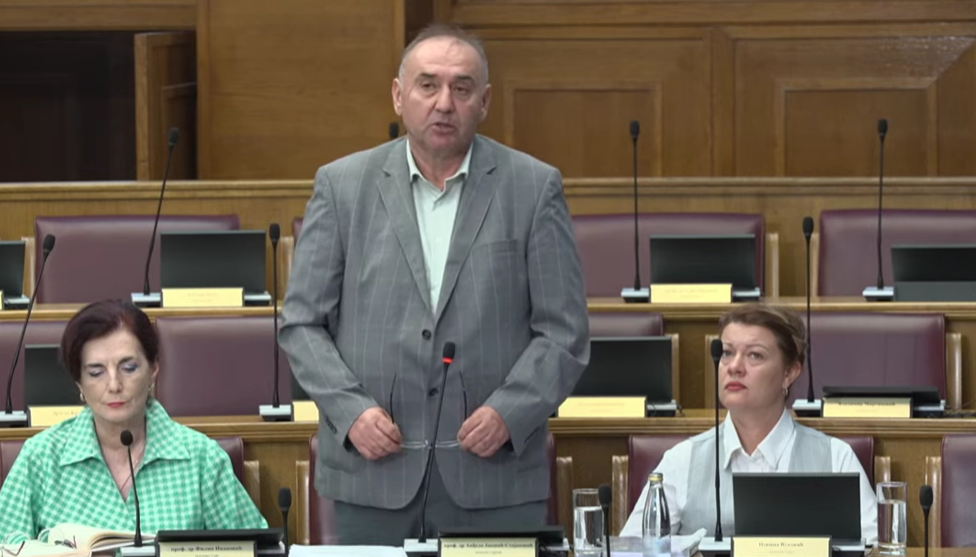 Bjeković u Plenumu: Državni organi vrlo često ne odgovaraju na molbe i zahtjeve građana