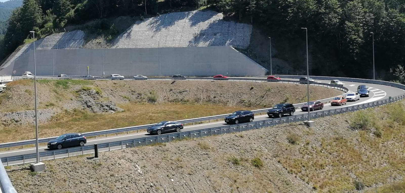 Kilometarske kolone na autoputu