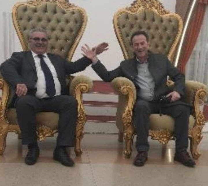 Koliko je častan časni SNP: Je li njihov kadar Marinko Radević pozirao uz simbol „Velike Albanije“?
