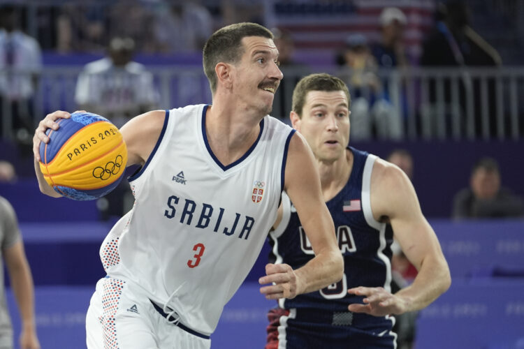 Srpski basketaši poraženi od branilaca zlata
