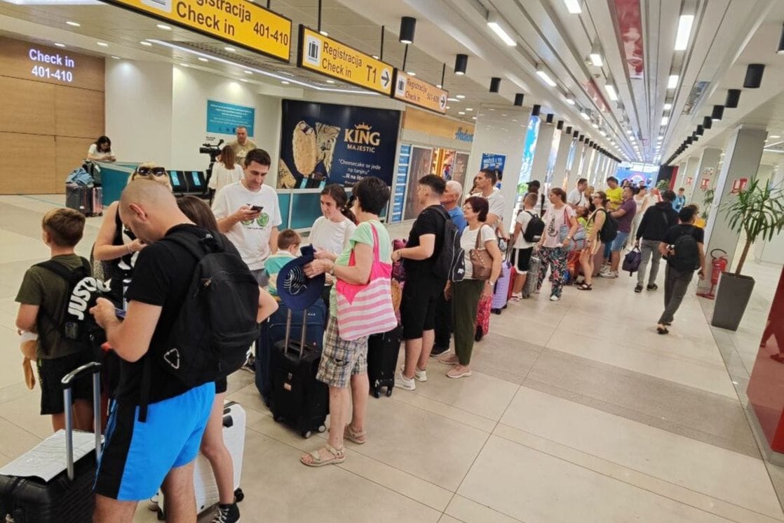 Gužve na beogradskom aerodomu zbog kvara IT sistema