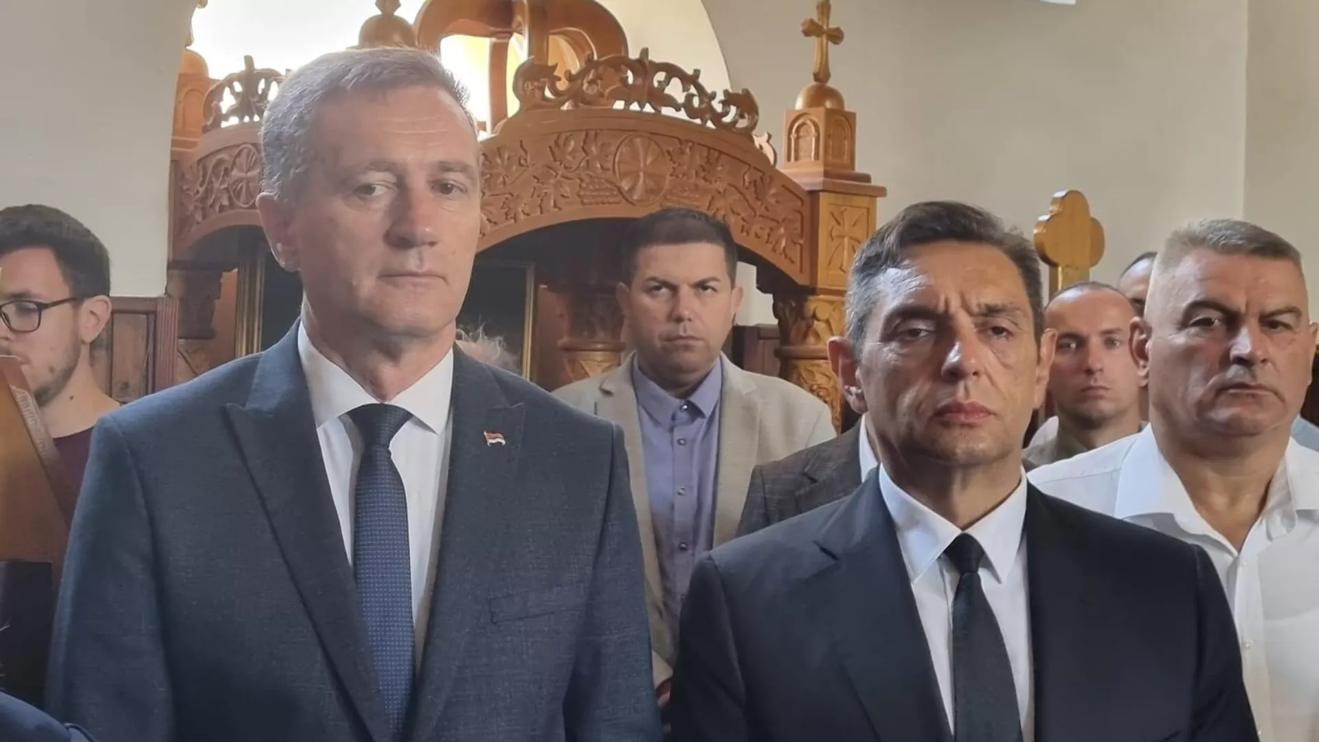 Vulin i pored odluke da mu ne daju dozvolu za prelet stigao na Pale: Srbi će čuvati Srbe gdje god oni da žive