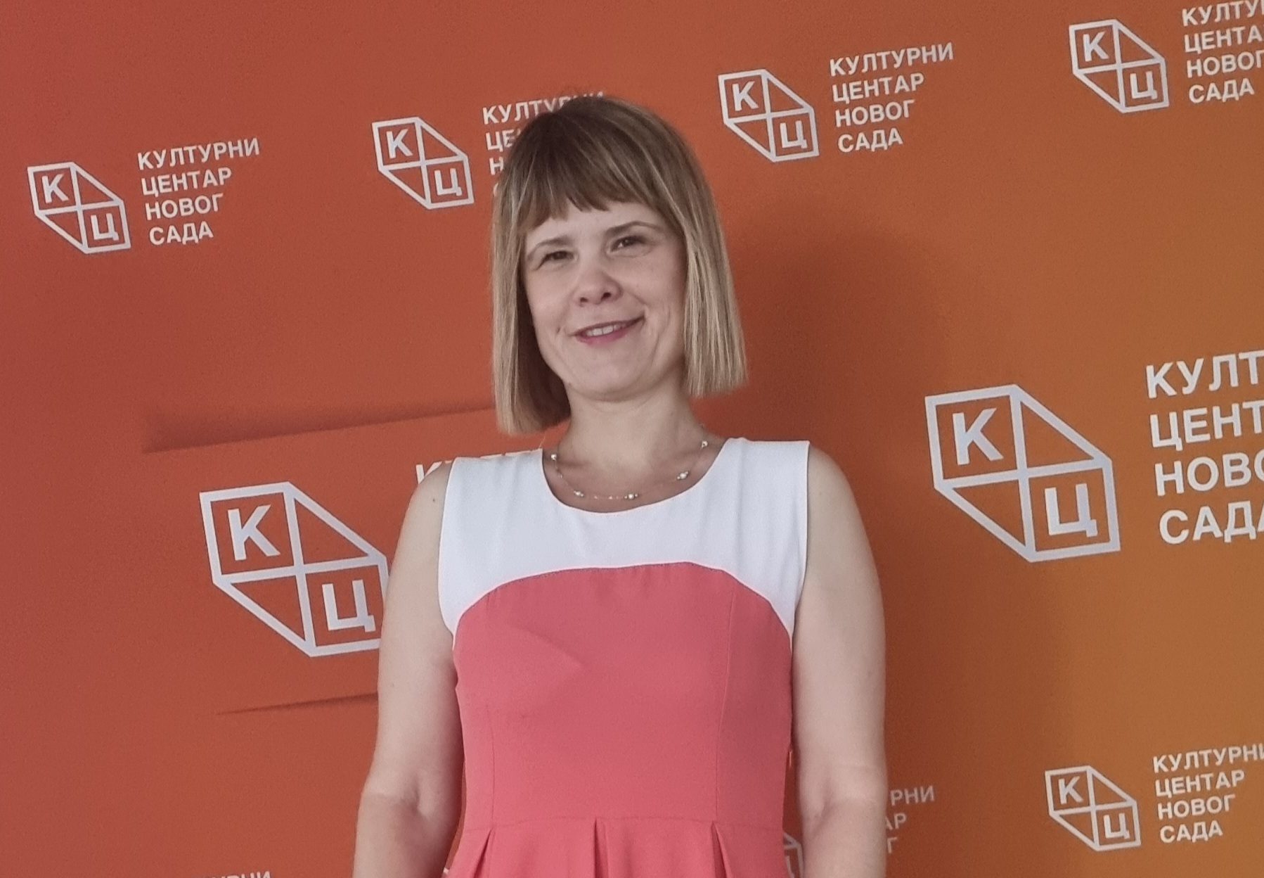 Predavanje dr Jelene Todorović Lazić na temu „Mađarska – put do članstva u EU: prvi dio“ na Jutjub kanalu KCNS